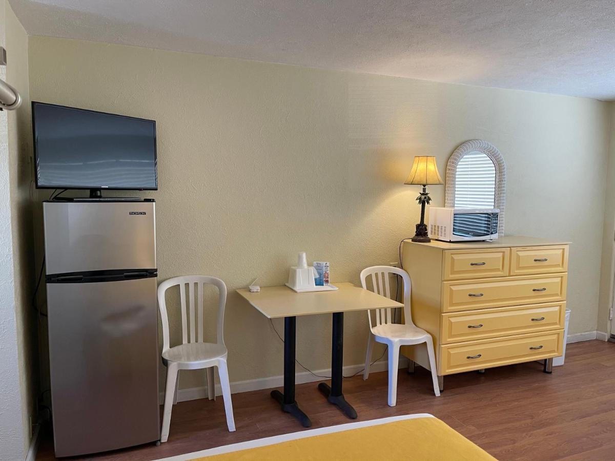 American Safari Motel Wildwood Crest Bagian luar foto
